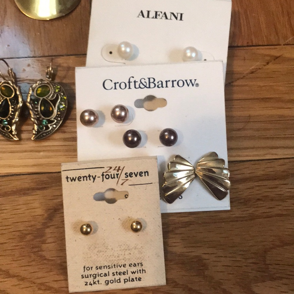 Earring Bundle (30 Items) - image 4